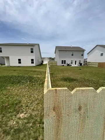 Fence installed by Alabama Fence & Rail in Central Alabama