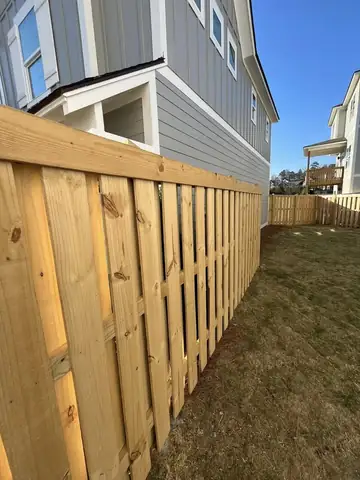 Fence installed by Alabama Fence & Rail in Central Alabama