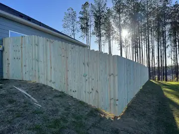 Fence installed by Alabama Fence & Rail in Central Alabama