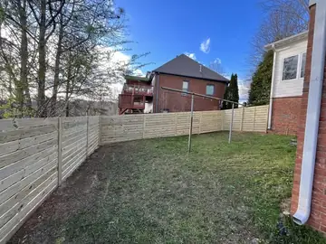 Fence installed by Alabama Fence & Rail in Central Alabama